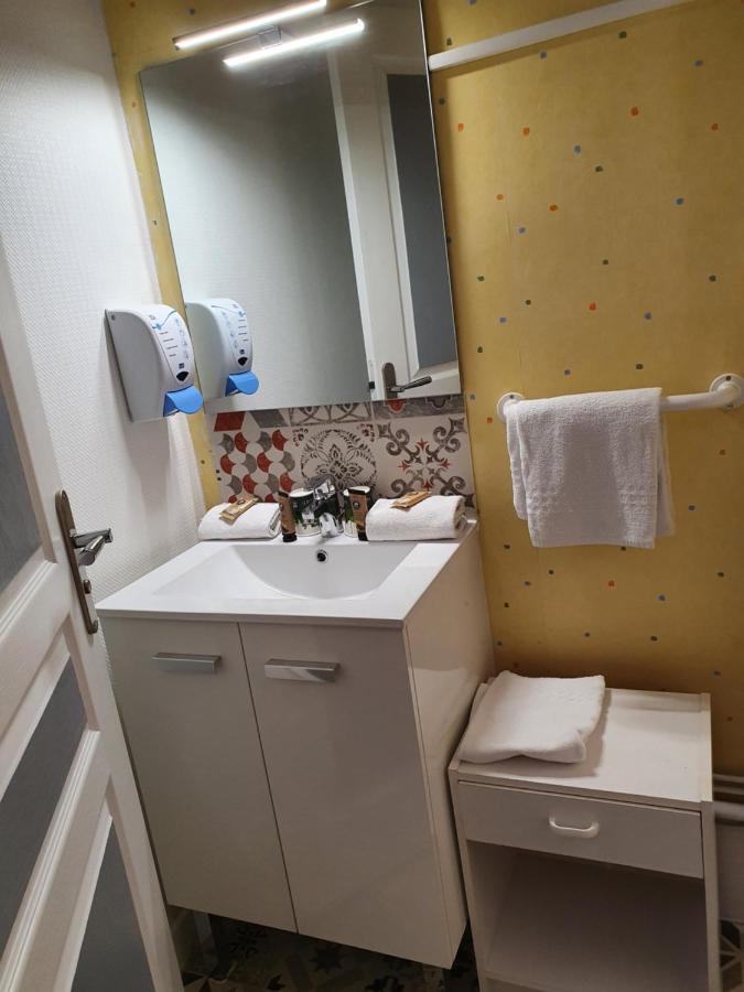 Hôtel Riviera Vichy Esterno foto