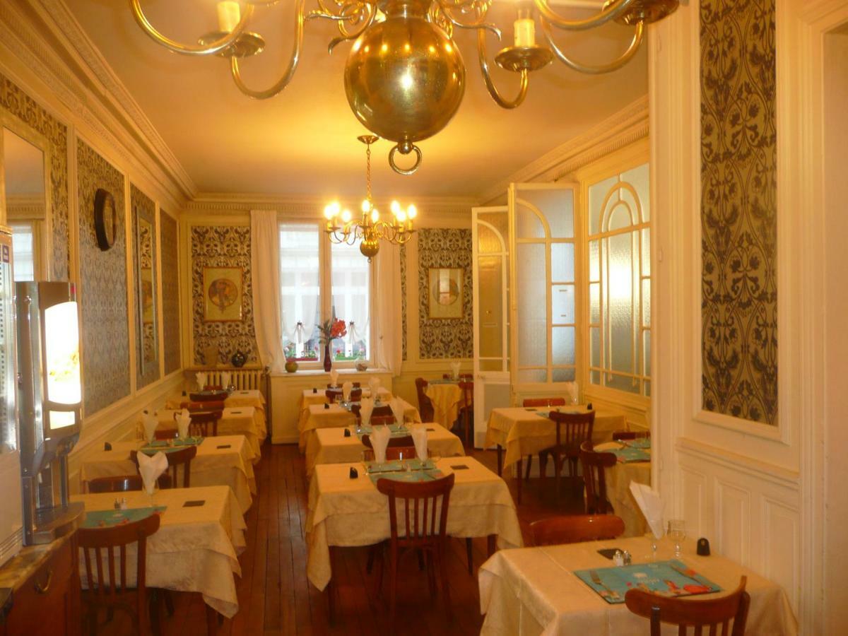 Hôtel Riviera Vichy Esterno foto