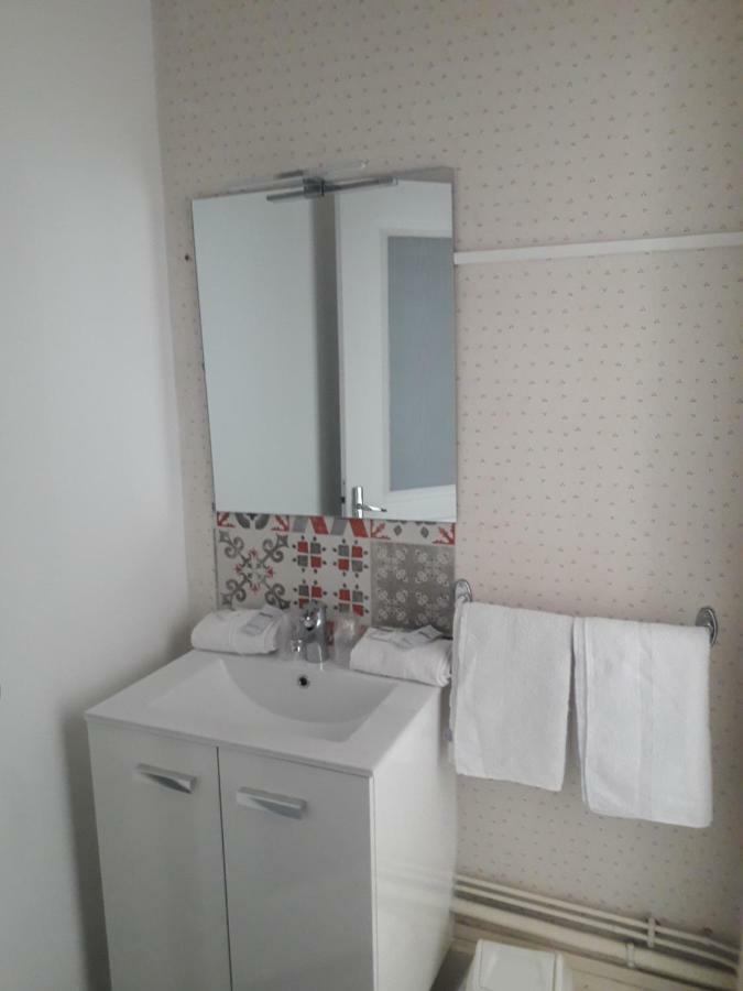 Hôtel Riviera Vichy Esterno foto
